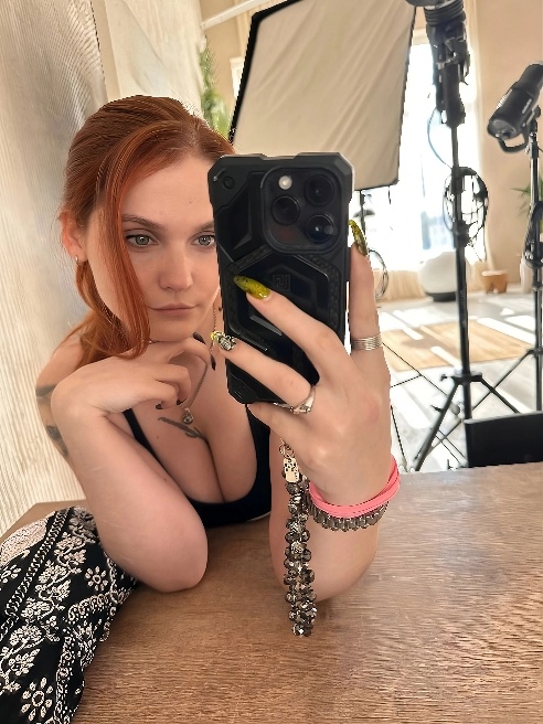 ОТВЕЧАЮ ТОЛЬКО В ТО ВРЕМЯ,КОТОРОЕ УКАЗАНО В АНКЕТЕ 🔥 

Милая, яркая, ухоженная, позитивная. Работаю на себя, не салон ❤🔥 Жду тебя к себе...