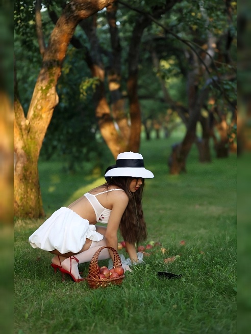 Приветствую мой дорогой!🩷Я Арина! Азиатская игривая кошечка! Мой рост 160 вес 45кг. Занимаюсь спортом и слежу за собой!
Я люблю мужчи... Приветствую мой дорогой!🩷Я Арина! Азиатская игривая кошечка! Мой рост 160 вес 45кг. Занимаюсь спортом и слежу за собой!
Я люблю мужчи...