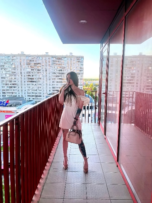 Я хочу утонуть в твоих прикосновениях, ощутить каждый твой поцелуй и почувствовать твою страсть.
Мои глаза горят желанием, и я готова п... Я хочу утонуть в твоих прикосновениях, ощутить каждый твой поцелуй и почувствовать твою страсть.
Мои глаза горят желанием, и я готова п...
