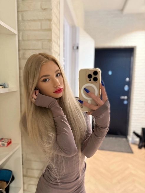 Страстная Светлана ! 

ДЕВУШКА СТРАСТЬ ❤🔥 

Раскрепощенная и сексуальная красотка ждет властного мужчины в гости для воплощения плотски...