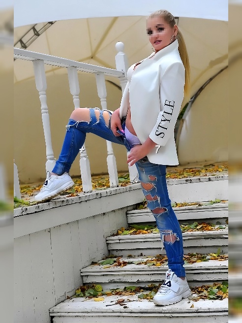 Приглашу в гости в тихую имнтимную обстановку!🥰🥰🥰

Надеюсь ты,как настоящий мужчина умеешь не только получать удовольствие,но и делать та...