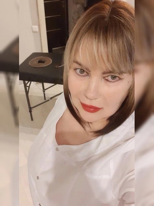 Встреча-Онлайн  ...если не ответила на ваш звонок Можете написать в мессенджерах. 

 Вирт.РоЛики.