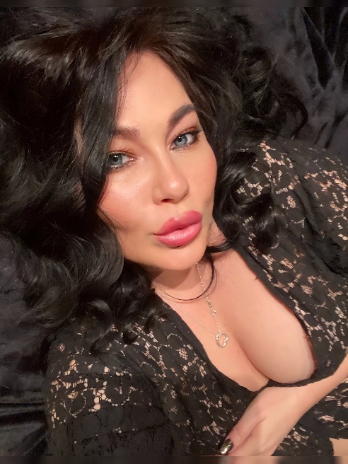 Ватсап работает с перебоями ,пишите в тг или звоните !Самая желанная  MILF  Москвы, я стану проводником с мир взрослых удовольствий ,п...