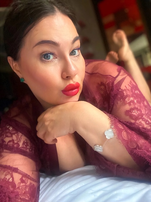 Ватсап работает с перебоями ,пишите в тг или звоните !Самая желанная  MILF  Москвы, я стану проводником с мир взрослых удовольствий ,п...