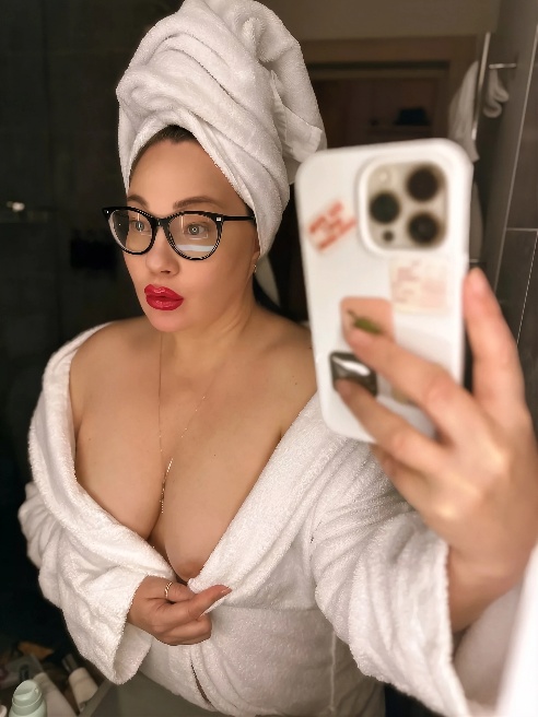 Ватсап работает с перебоями ,пишите в тг или звоните !Самая желанная  MILF  Москвы, я стану проводником с мир взрослых удовольствий ,п...