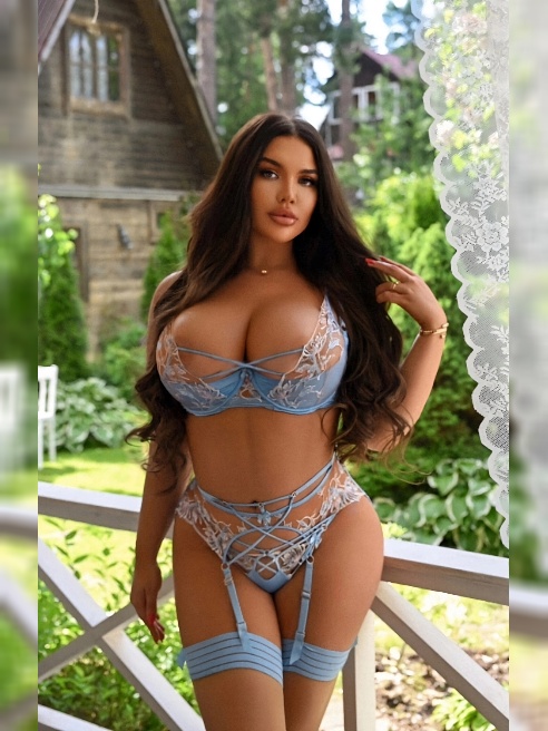 Нежная роскошь !🥰🔥Чувственная и страстная ..Приглашаю на страстное свидание!
А каким оно будет, развратным или чувственным с нежными об... Нежная роскошь !🥰🔥Чувственная и страстная ..Приглашаю на страстное свидание!
А каким оно будет, развратным или чувственным с нежными об...