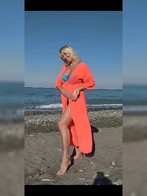 Разврат на большом сексодроме!) Минет лежа на спине свесив голову для более глубокого проникновения!

Секс - это моё! Отдаюсь как в посл...