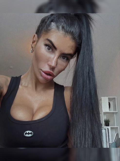 🏁💋🔥🥰Я — девушка, рядом с которой время замедляется. Элегантная, ухоженная, с тонким вкусом и умением чувствовать настроение мужчины. Я це... 🏁💋🔥🥰Я — девушка, рядом с которой время замедляется. Элегантная, ухоженная, с тонким вкусом и умением чувствовать настроение мужчины. Я це...