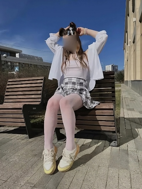 Приветик🫣☺️
Хочу быть твоей зайкой🐰
Сделай мой день🌝или ночь🌚намного прекрасней✨✨своим присутствием🤗