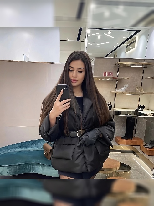 https://t.me/El1naFox мой новый канал🖤Вкусная, страстная, глубокая, манерная, с высшим образованием и совершенно не скромная )