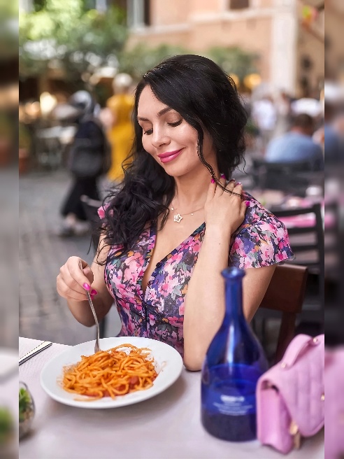 ❤🍒 Я миниатюрная брюнеточка с большими сисями и круглой попой, сладкий нектар для искушенных мужчин приглашаю в роскошный будуар на Фрунз...