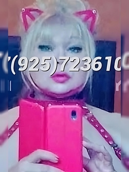 Ваша знакомая-Инна -ТА ещё ШТуЧКА

С Шармом и Изюминкой)

Умею...И Люблю)

Кстати, сразу сплагиатили эту фразу и написали себе в анкет...