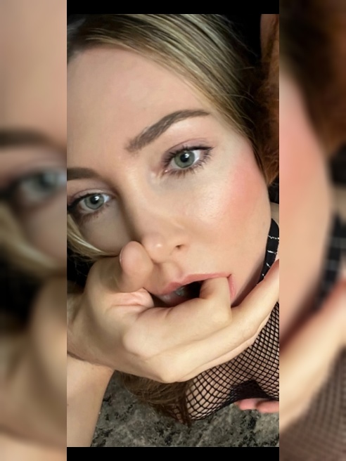 Приветик 😘 Для встречи в вечернее время договаривайтесь, пожалуйста, заранее. Днем свободна.
Буду рада приятному мимолетному знакомств... Приветик 😘 Для встречи в вечернее время договаривайтесь, пожалуйста, заранее. Днем свободна.
Буду рада приятному мимолетному знакомств...