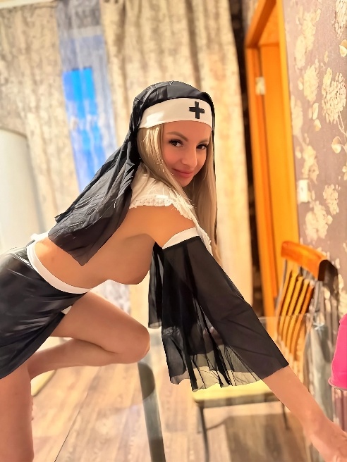 Привет, дорогой гость! 💕 Спасибо, что остановил свой выбор на моей анкете! 💋💞🧸

Меня зовут Аня, я прилетела из солнечного города Сочи! 🔥🎀...