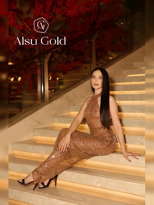 Меня зовут Алсу Голд, GRAND PRIX MISS MOSCOW BEAUTY 2021👑 А так же я топ модель и действующая актриса театра и кино 🎥