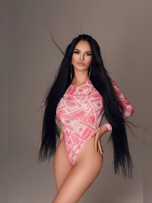 Приветик котик🥰💋 Если ты хотел провести самую жаркую ночь в твоей жизни, то ты попал по адресу ❤❤❤❤



Меня зовут Лиза, буду рада провест...