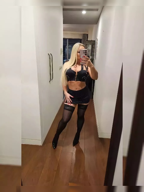 Анита Блюм - модель журнала PLAYBOY! Ведущая в шоу в медиа просxxxтве, певица, актриса. Спортивная форма, грудь 6 размера.❤️🔥
Я РЕАЛ... Анита Блюм - модель журнала PLAYBOY! Ведущая в шоу в медиа просxxxтве, певица, актриса. Спортивная форма, грудь 6 размера.❤️🔥
Я РЕАЛ...