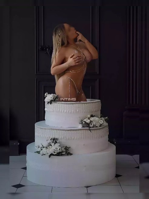 Анита Блюм - модель журнала PLAYBOY! Ведущая в шоу в медиа просxxxтве, певица, актриса. Спортивная форма, грудь 6 размера.❤️🔥
Я РЕАЛ... Анита Блюм - модель журнала PLAYBOY! Ведущая в шоу в медиа просxxxтве, певица, актриса. Спортивная форма, грудь 6 размера.❤️🔥
Я РЕАЛ...