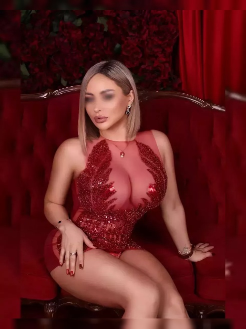 Анита Блюм - модель журнала PLAYBOY! Ведущая в шоу в медиа просxxxтве, певица, актриса. Спортивная форма, грудь 6 размера.❤️🔥
Я РЕАЛ... Анита Блюм - модель журнала PLAYBOY! Ведущая в шоу в медиа просxxxтве, певица, актриса. Спортивная форма, грудь 6 размера.❤️🔥
Я РЕАЛ...