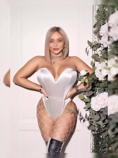 Анита Блюм - модель журнала PLAYBOY! Ведущая в шоу в медиа просxxxтве, певица, актриса. Спортивная форма, грудь 6 размера.❤️🔥
Я РЕАЛ... Анита Блюм - модель журнала PLAYBOY! Ведущая в шоу в медиа просxxxтве, певица, актриса. Спортивная форма, грудь 6 размера.❤️🔥
Я РЕАЛ...
