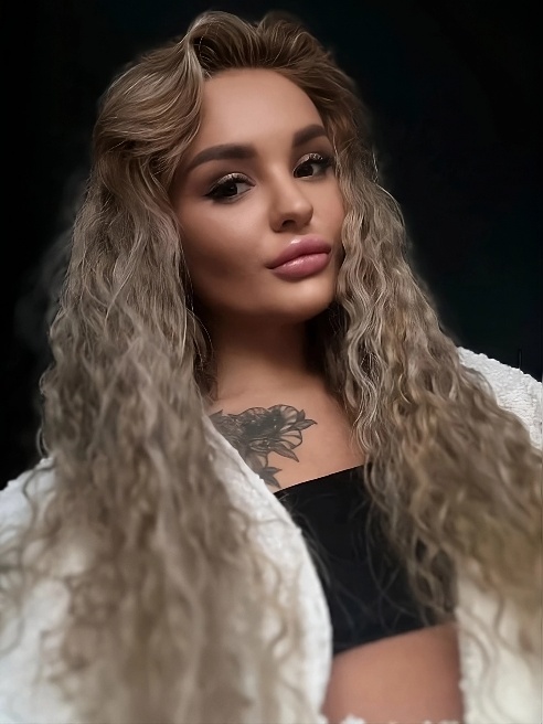 ВПЕРВЫЕ НА САЙТЕ!) 💋
Молодая, красивая блондинка)  
мбр включён 💋