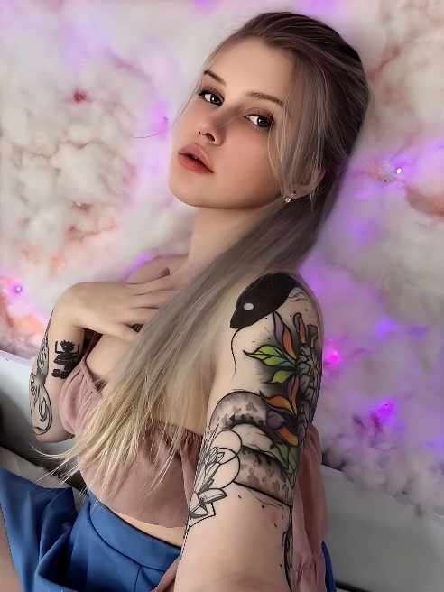💎

Привет котик! Меня зовут Мила или Молли 😈 Я не только сексуальна и красива, но и умна. Увлекаюсь многими вещами. Закончила музыкальную...