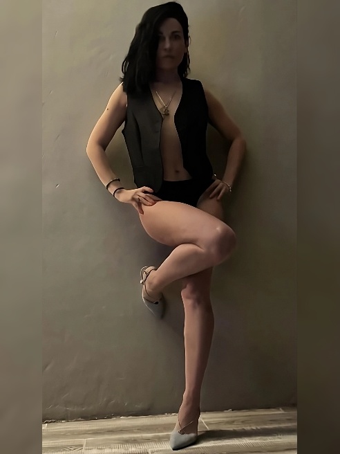 Очаровательная брюнетка приглашает в гости 💋💋💋 без предоплаты Очаровательная брюнетка приглашает в гости 💋💋💋 без предоплаты