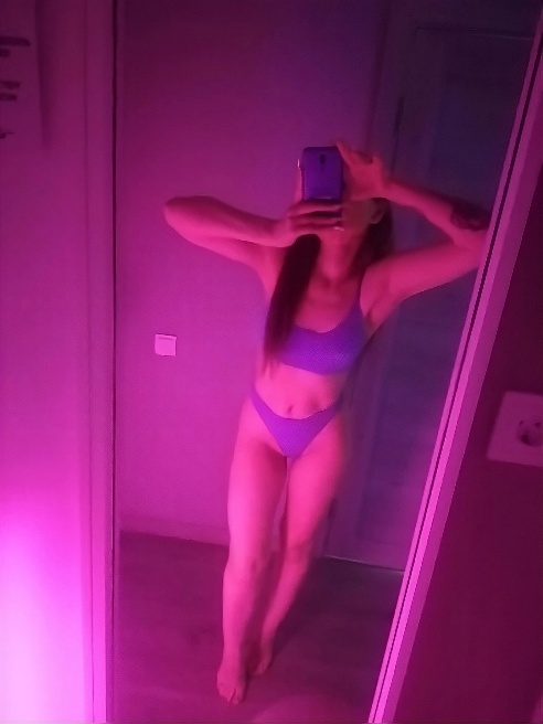 😈