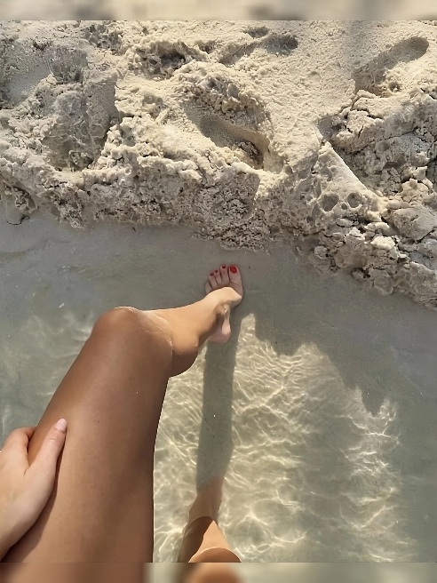 Тактильная чувственная нежная девушка буду рада знакомству 🥰💕
Отвечаю в telegram @anna17M2 💬