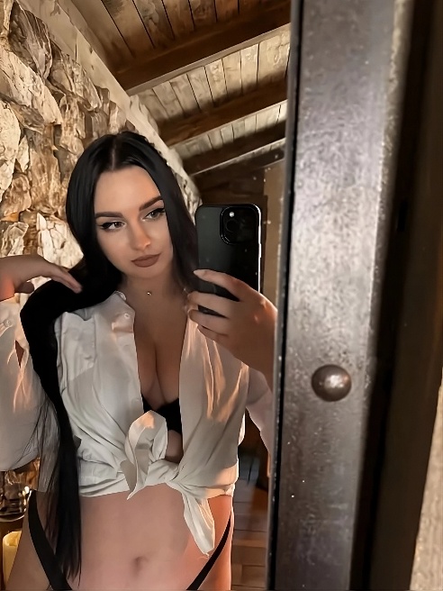 Эффектная🔥, неповторимая🤩развратная🔞 я жду тебя в гости❗️
Свои сиси 4 размера🔥✨
И невероятное желание довести тебя до 💦