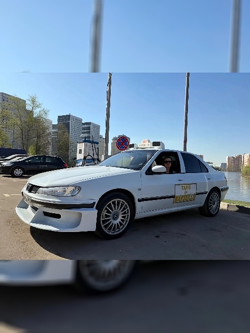 Работаю индивидуально и в квартире нахожусь одна