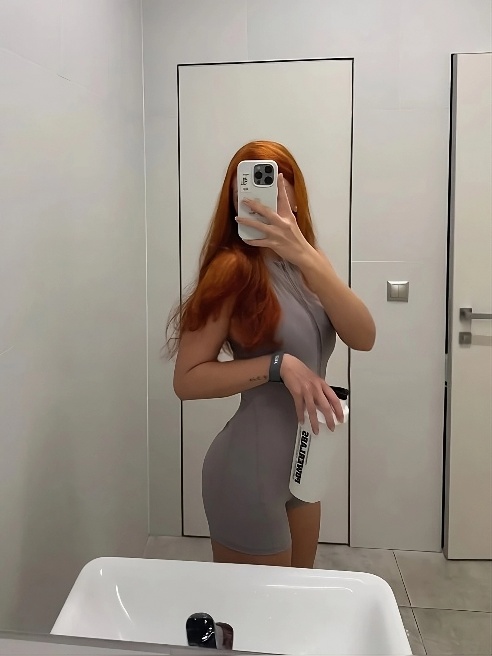 Привет, я Онисия! 💋 Обаятельная, нежная и страстная, я умею превращать обычную ночь в настоящую сказку наслаждения. Давай создади
