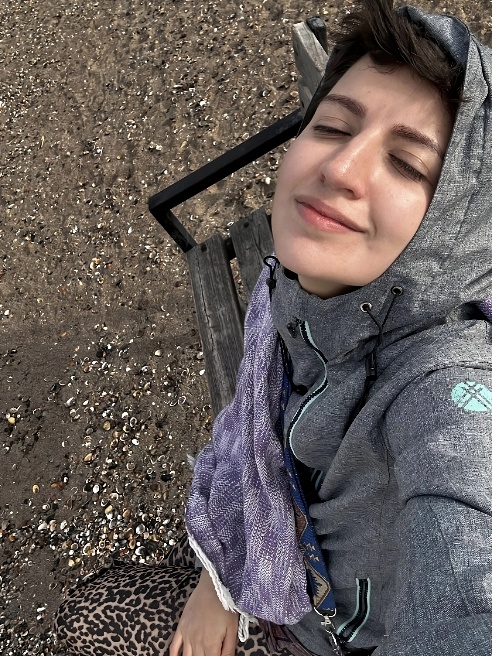 Привет - 

Спортивна , любовная , творческая 

Путешествующая - Ваша Афа- 

Бурлящая жизнь , сексуальные и приятные встречи , общение...