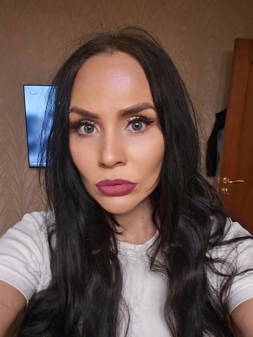 Смотри мои видео в конце анкеты, чтобы увидеть какая я сейчас. 





Я— воплощение желаний и страсти. Твои движения, твой взгляд и тво...