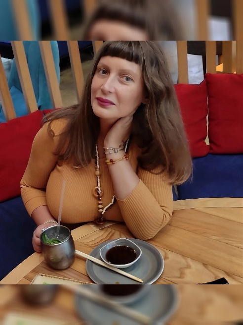 Порноактриса в прошлом.

Milf Tits."Мама Стифлера"

Для перезагрузки души,ума и тела. Душевно, уютно, горячо, весело и интересно.Умею и...