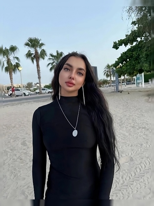 Обожаю секс и все что с ним связанно 😍 Я очень ласковая и приветливая девушка 😇



Молодая, образованная, начитанная стройная девушка .Мо...
