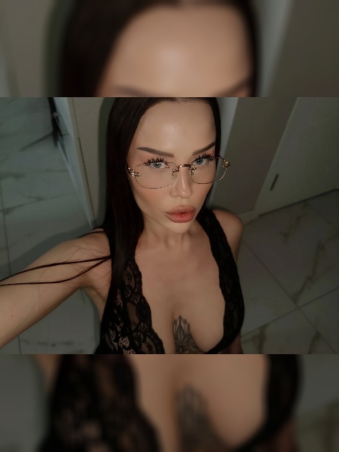 Привет, познакомимся? 💦😇



Я Аня - яркая, жаркая, сочная и игривая 😈 👅девушка с красивой  фигурой и тату.



Обо мне

Молода, красива и...