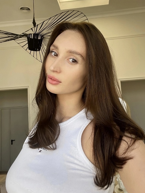 Красивые бедра и грудь 3 размера🔥GFE🔥Жду тебя в гости😘



Привет, меня зовут Вероника💋

Начитана, учусь на архитектора, в свободное вр...