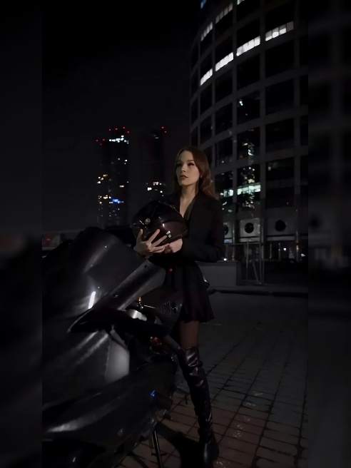 💯% GFE 🥰

Привет, мой хороший 🥰 давай знакомиться ? 💋 Меня зовут Аля , несмотря на мой внешний  вид внутри скрывается безумное пламя стр...