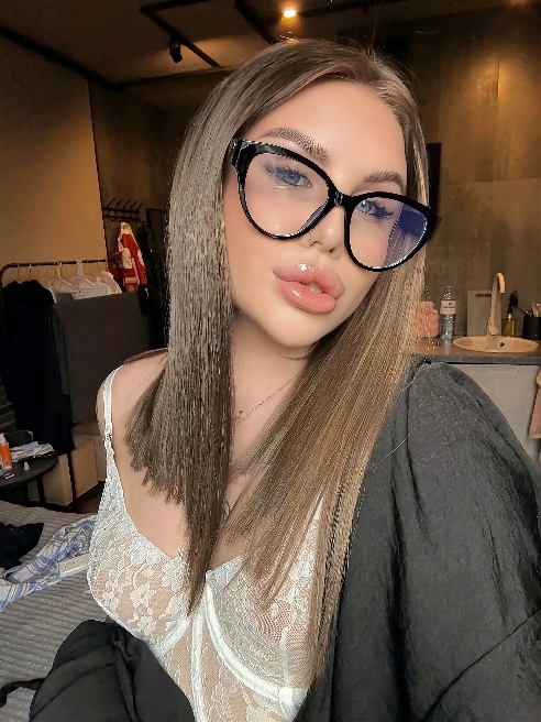 СЛАДЕНЬКАЯ 👅КРАСОТОЧКА👅 ждет в гости мальчиков для приятного времяпрепровождения💦☺❤❤

 Я очарую тебя и твой 🍌 своим умелым ротиком👄