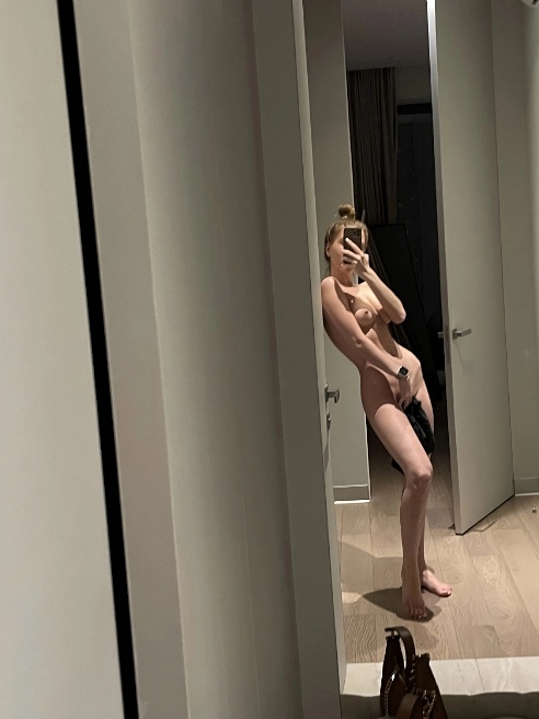 Я та самая, с которой у тебя будет великолепный секс и душевный отдых❤💋
Приветствую вас, дорогие мужчины
Буду рада познакомитьс... Я та самая, с которой у тебя будет великолепный секс и душевный отдых❤💋
Приветствую вас, дорогие мужчины
Буду рада познакомитьс...
