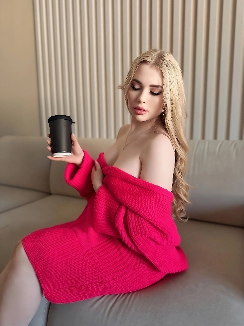 Я играю с тобой, чувствуя, как ты сгораешь от нетерпения… 😏 Мои движения — это вызов, мои губы — это обещание. Я дразню, заставляя тебя ж... Я играю с тобой, чувствуя, как ты сгораешь от нетерпения… 😏 Мои движения — это вызов, мои губы — это обещание. Я дразню, заставляя тебя ж...