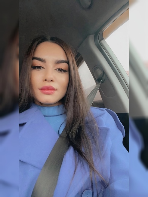 Я могу выглядеть невинной, но поверьте мне, во мне нет ничего невинного! Мне нравится играть со своим телом, сосать, дарить, а главное –...