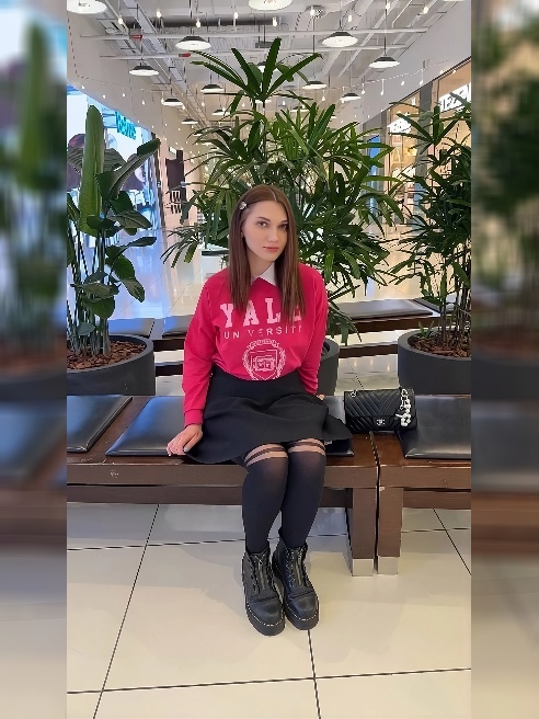 Я сладкая , милая ,ухоженная , горячая ,позитивная девушка, с прекрасной лучезарной улыбкой словно солнечный свет. Я сладкая , милая ,ухоженная , горячая ,позитивная девушка, с прекрасной лучезарной улыбкой словно солнечный свет.