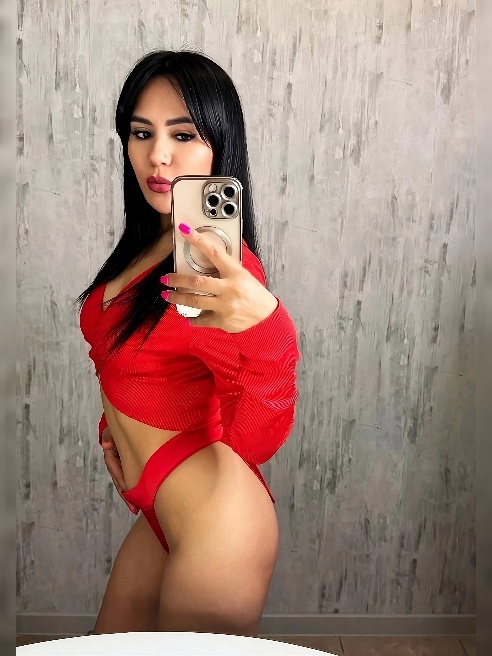 Я так сильно хочу тебя, что это сводит меня с ума. 🔥👅 Мои горячие поцелуи и смелые прикосновения будут доводить тебя до предела. Я буду д... Я так сильно хочу тебя, что это сводит меня с ума. 🔥👅 Мои горячие поцелуи и смелые прикосновения будут доводить тебя до предела. Я буду д...