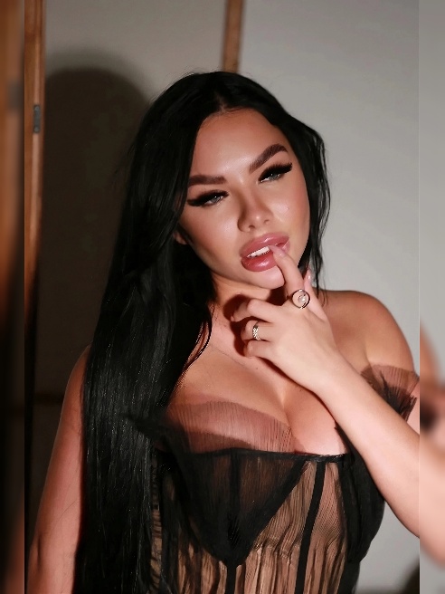 ❤100% Индивидуально!





Приветствую мой дорогой 💋

Я нежная миниатюрная брюнеточка с шикарным 4-м размером груди💦 Без ума от мужчин...
