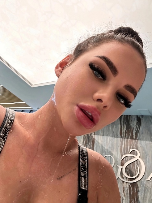 ❤100% Индивидуально!





Приветствую мой дорогой 💋

Я нежная миниатюрная брюнеточка с шикарным 4-м размером груди💦 Без ума от мужчин...