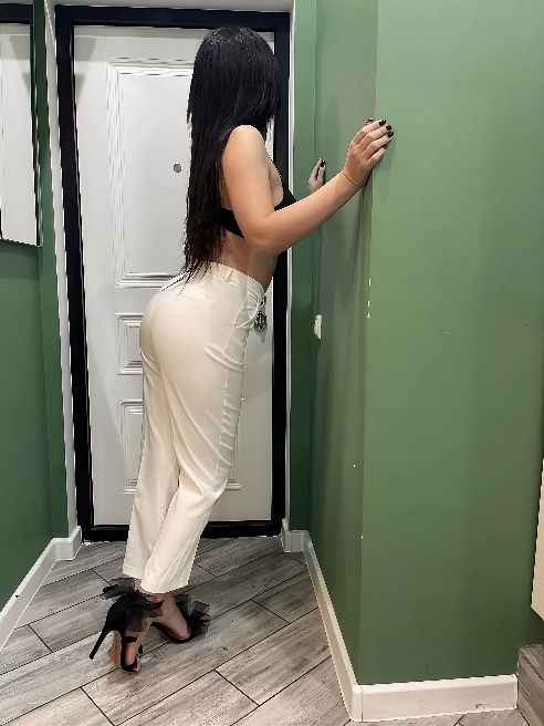 😻Я Лера😻

👄Приглашаю в гости)Люблю конфиденциальные встречи!Всегда в хорошем настроении и в красивом нижнем белье)Ко всему подхожу с душо...