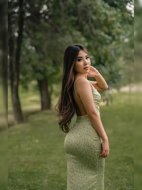 Я миниатюрная азиаточка с упругим телом и стоячей грудью ❤🔥 Дюймовочка которая в постели может вытворять такое и изгибаться в такие позы...