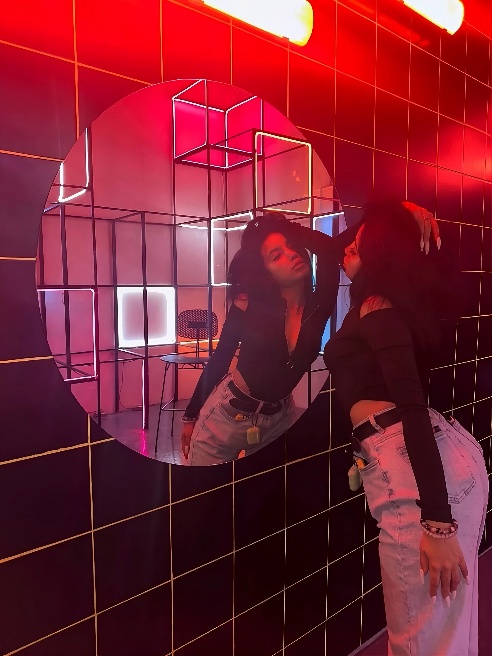 💃The way you shake it
I can't believe it
I ain't never seen an ass like that
The way you move it
You make my peepee go DOING DOING DO... 💃The way you shake it
I can't believe it
I ain't never seen an ass like that
The way you move it
You make my peepee go DOING DOING DO...
